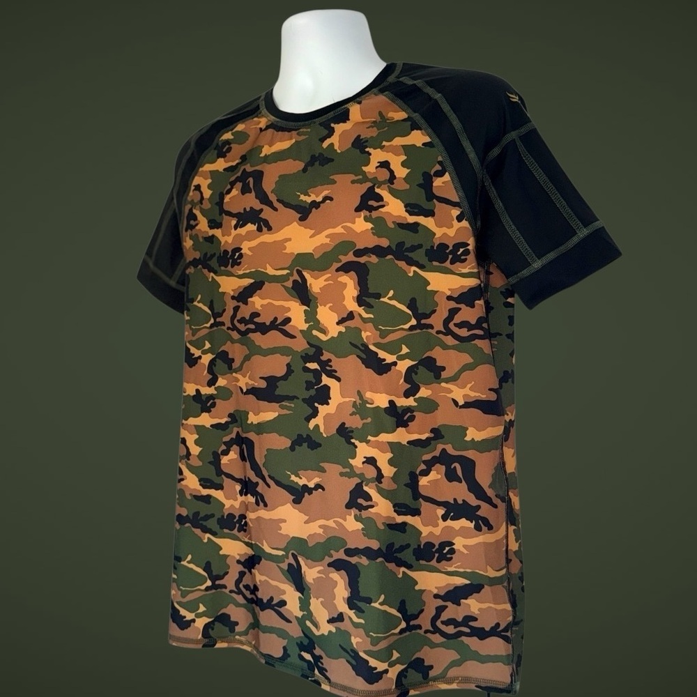 KiloGear CUT Weighted Training Shirt Men’s Small–Camo Compression Top USA Made - Picture 5 of 15